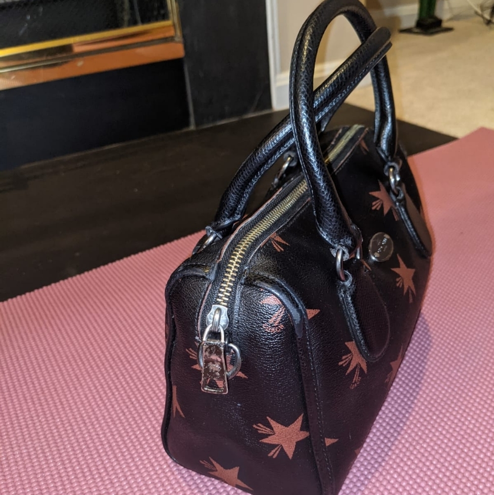 Authentic Vintage Coach Leather Handbag.